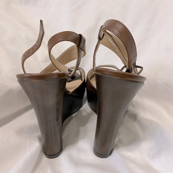 Le Château brown leather strap platform heels s 6 - Picture 2 of 6